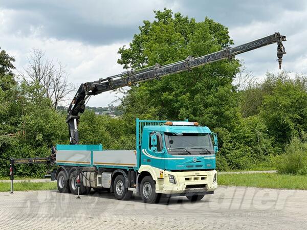 Volvo - FMX 410 kamion s ravnom platformom / LUS-1306