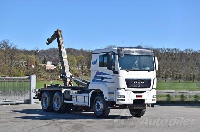 MAN - TGS 33.540 / 6x4 / kamion rol kiper / LUS-1307
