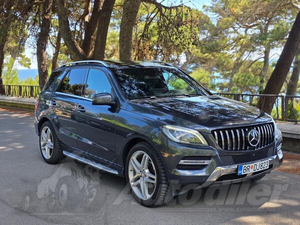 Mercedes Benz - ML 350 - 350