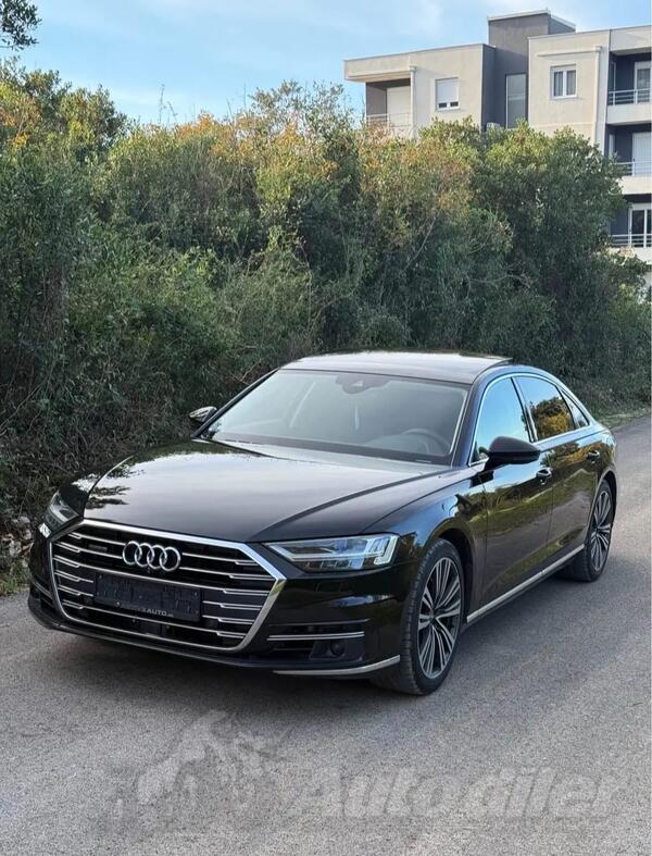 Audi - A8 - 3000