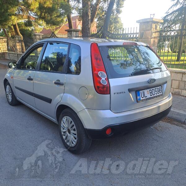 Ford - Fiesta - 1.2