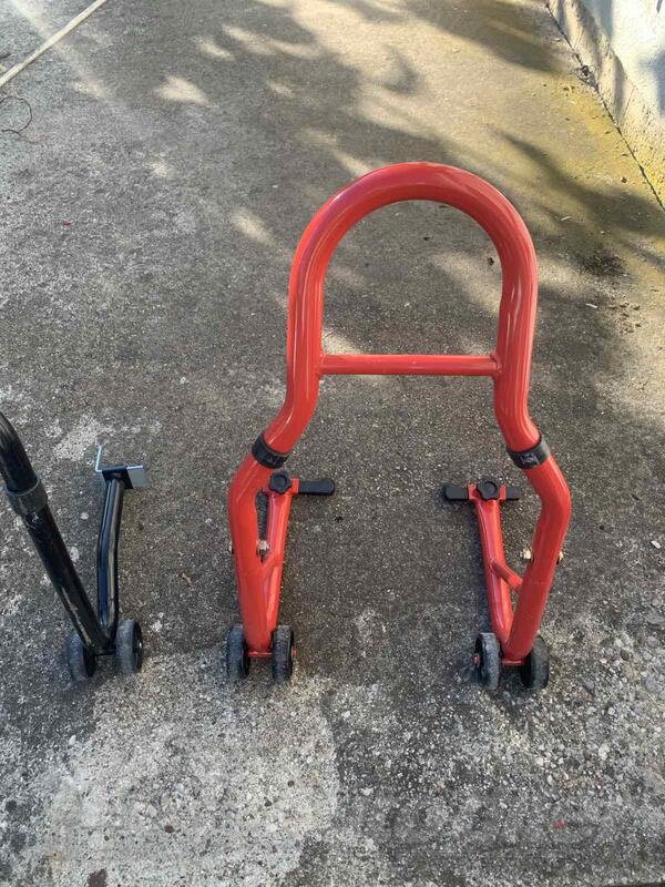 Motorcycle stand - Motorcycle equipment