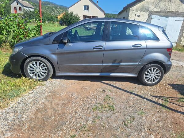 Mercedes Benz - B 200 - CDI
