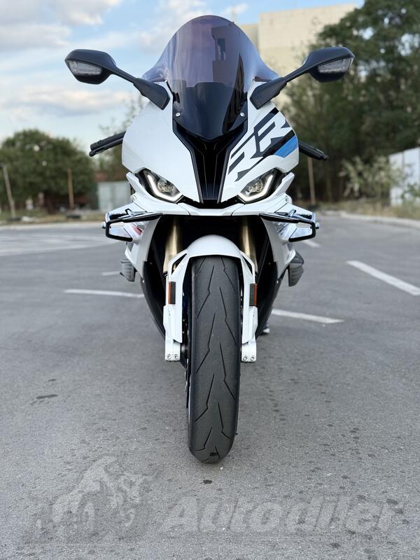 BMW - S1000RR