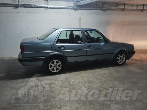 Volkswagen - Jetta - 1.6