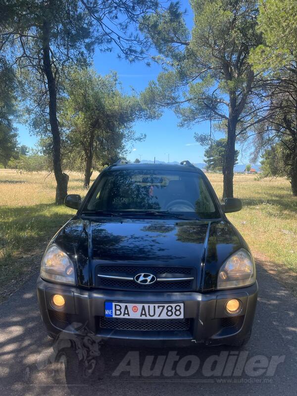 Hyundai - Tucson - 2.0 crdi