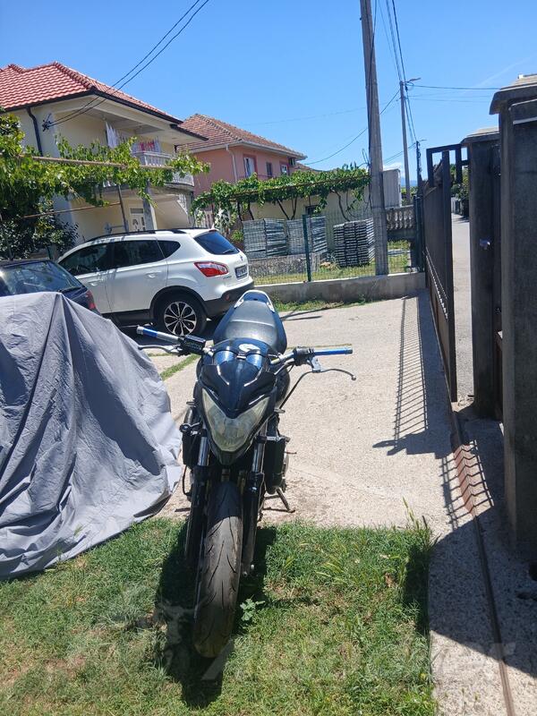 Honda - Cb hornet 600
