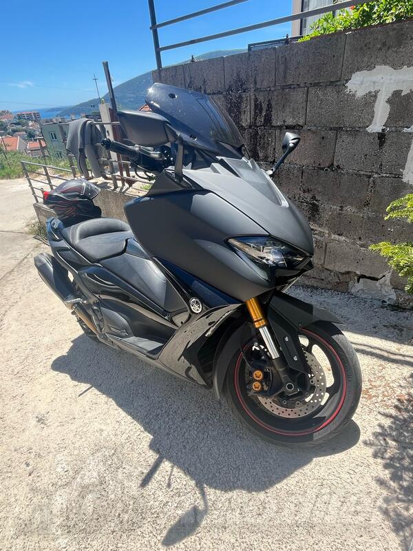 Yamaha - T max