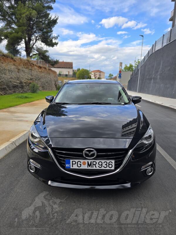 Mazda - 3 - D