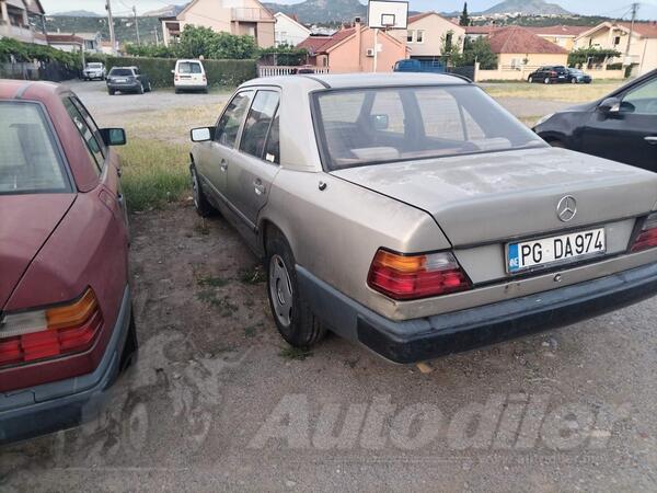 Mercedes Benz - 250 - 250