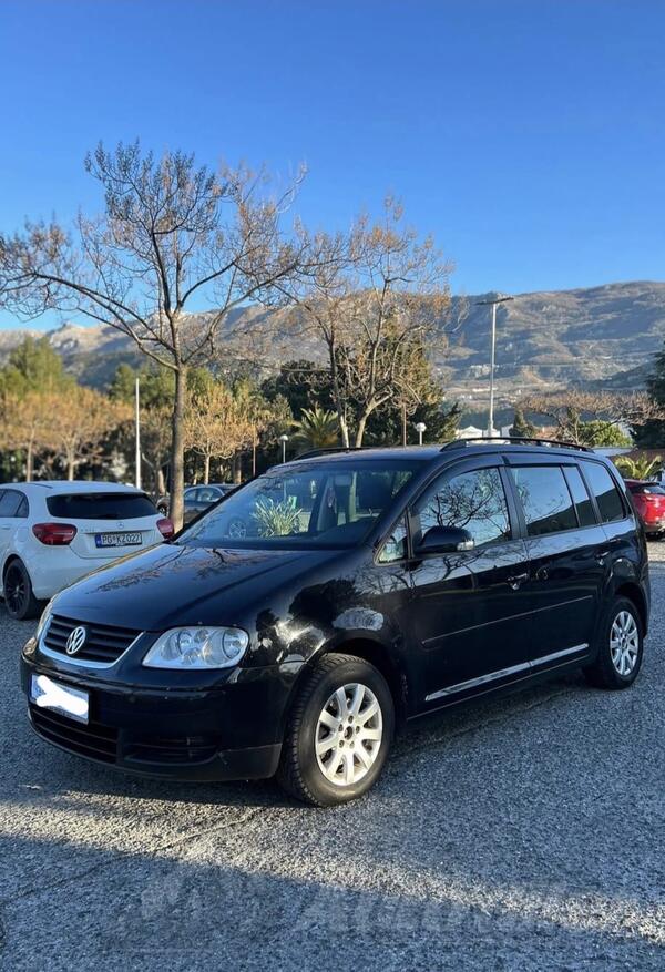 Volkswagen - Touran - 2.0