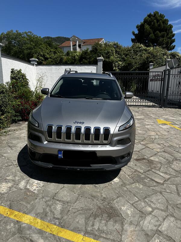 Jeep - Cherokee - 2.0 D/125