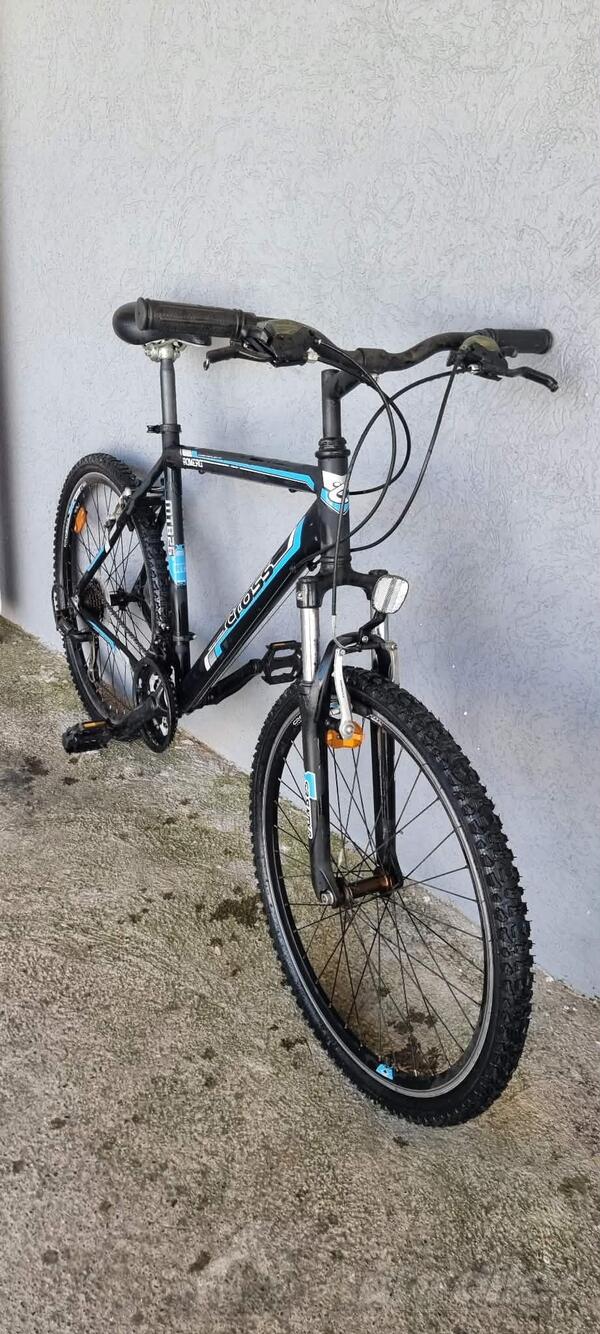 Cross - ROMERO