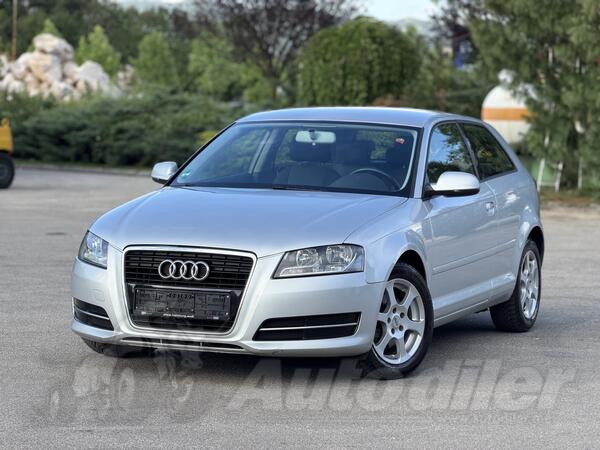 Audi - A3 - 2.0 TDI FACELIFT TEK ODRADJEN VELIKI SERVIS