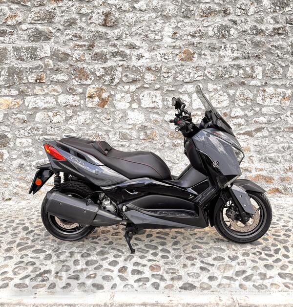 Yamaha - X MAX 300 tech max