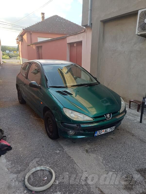 Peugeot - 206 - 1.9 D