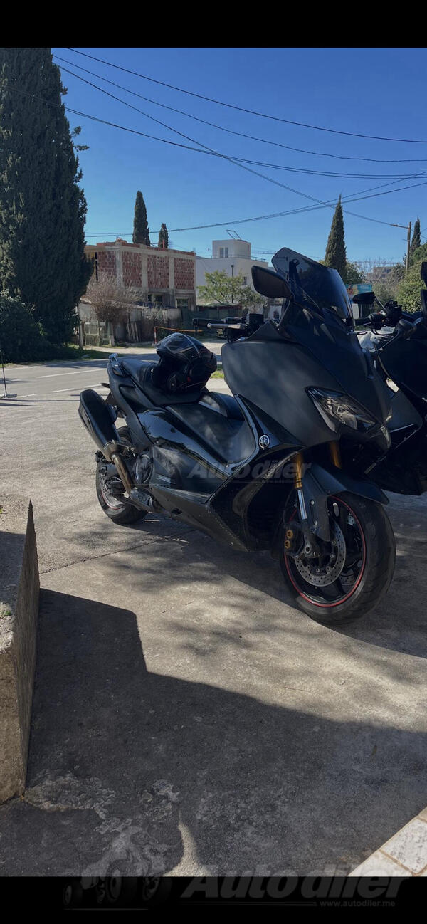 Yamaha - T max