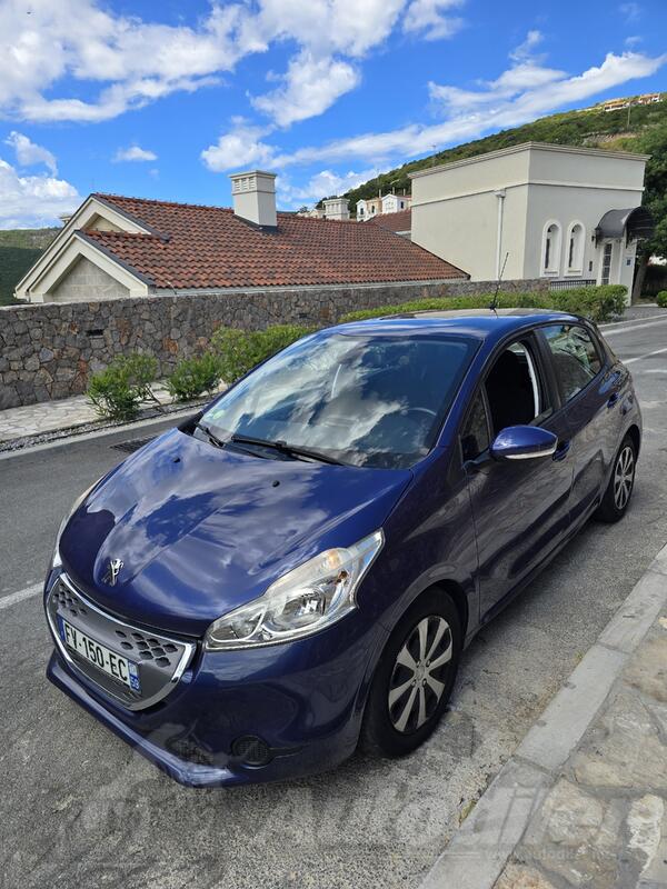 Peugeot - 208 - 1.4hdi