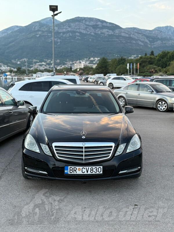Mercedes Benz - E 200 - E 200 CDI