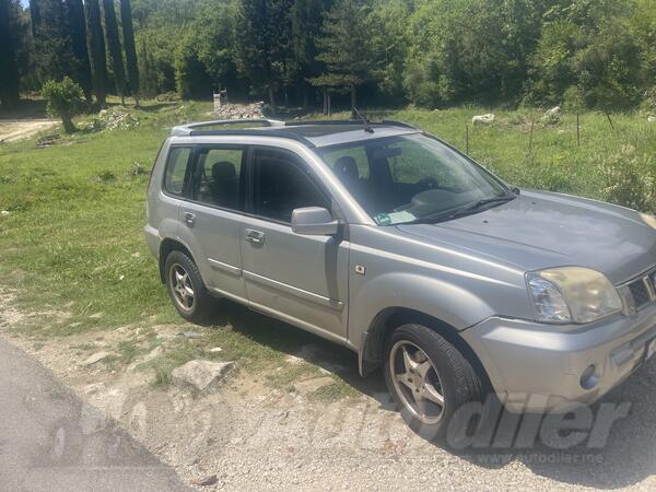 Nissan - X-Trail - 2.2