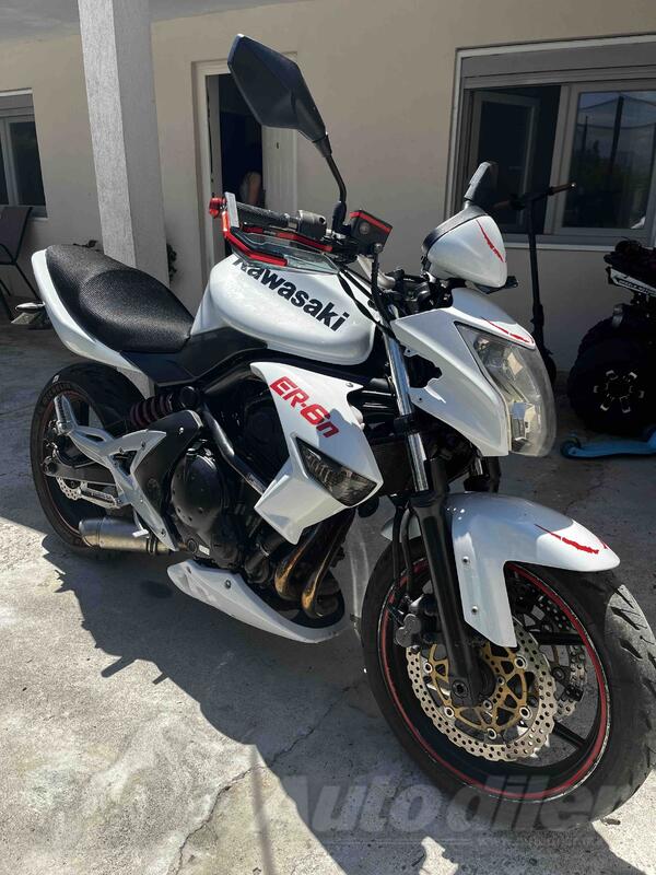 Kawasaki - er6n