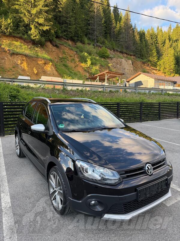 Volkswagen - Polo Cross - 1,6