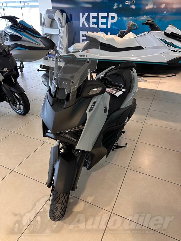 Yamaha - X max Tech max