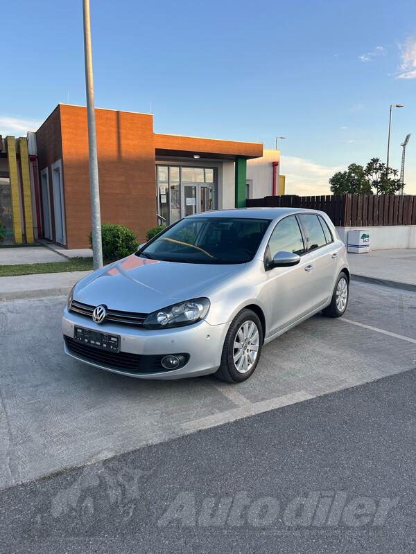 Volkswagen - Golf 6 - 2.0 TDI SPORTLINE