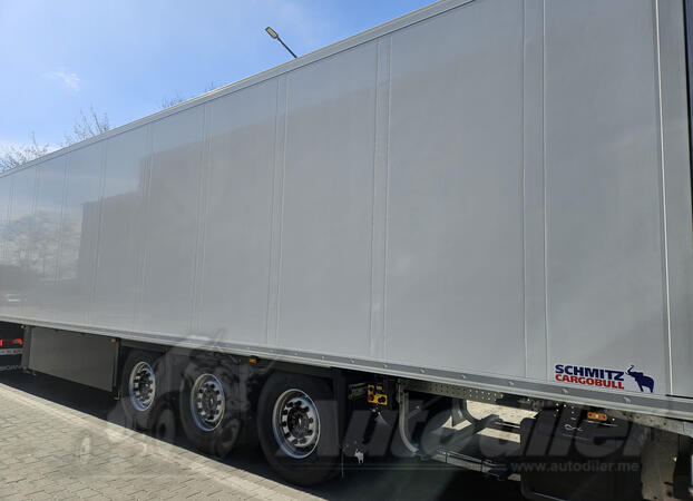 Schmitz Cargobull - / Nova / SKO 24/L 13.4 FP COOL V7 / dvostruki pod / spremno 2.7 / poluprikoli...