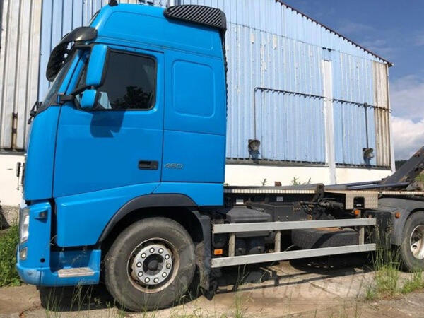 Volvo - FH460 / 6x2 / kamion rol kiper / AL087