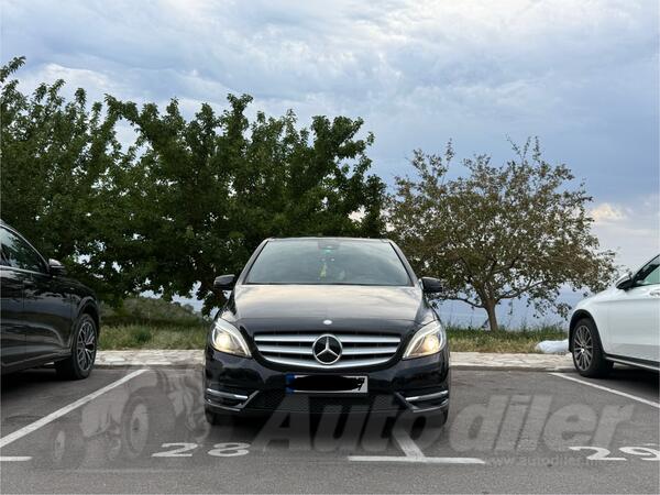 Mercedes Benz - B 180 - B180