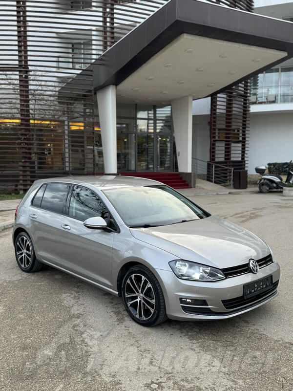 Volkswagen - Golf 7 - 2.0TDi