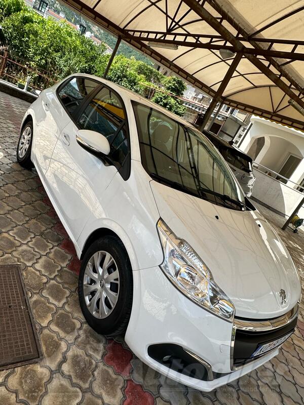 Peugeot - 208 - 1.6 hdi