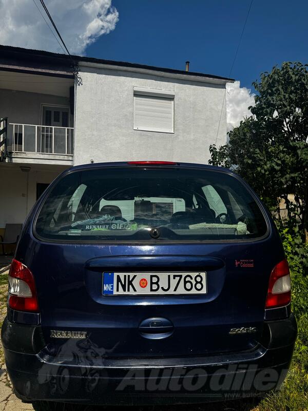 Renault - Scenic - 1.9 DCI