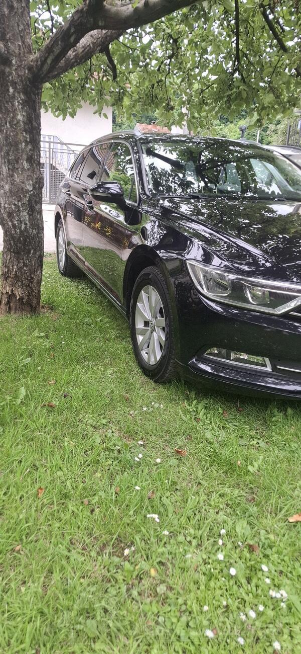 Volkswagen - Passat - 2.0 TDI