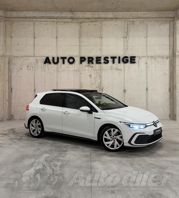 Volkswagen - Golf 8 - 2.0TDI