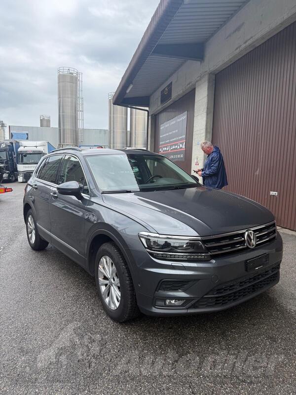Volkswagen - Tiguan - 2.0 TDI