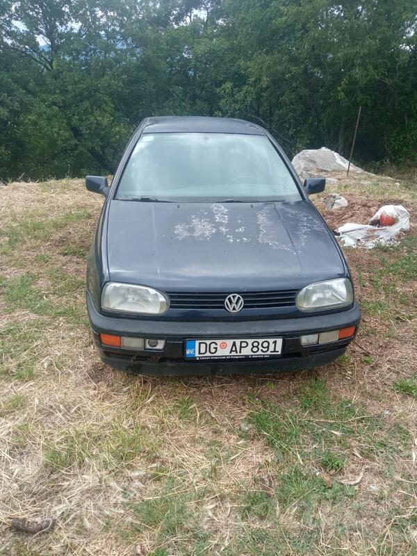 Volkswagen - Golf 3 - 1,6