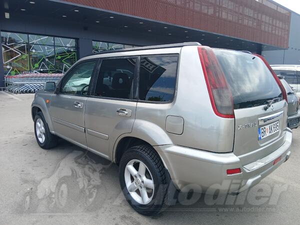 Nissan - X-Trail - 2.2