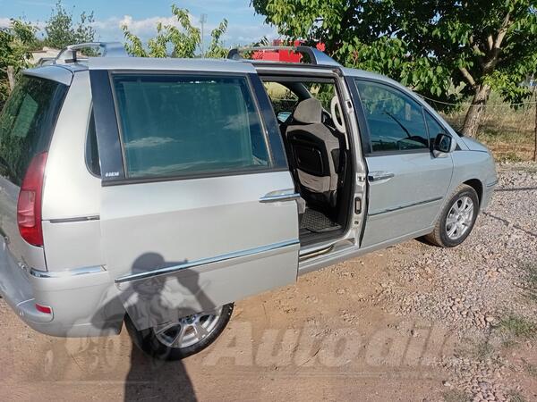 Peugeot - 807 - 2.0 HDI