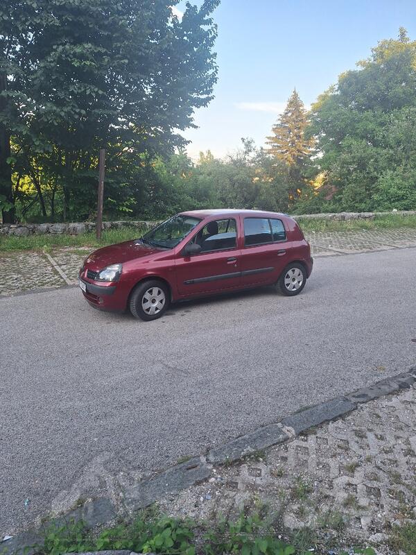 Renault - Clio - 1.2 16v