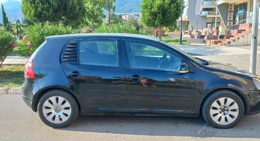 Volkswagen - Golf 5 - 2.0tdi
