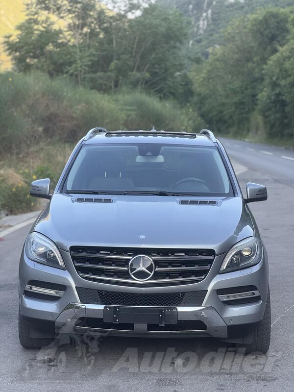 Mercedes Benz - ML 350 - 350