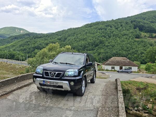 Nissan - X-Trail - 2.2 dci 84 kw