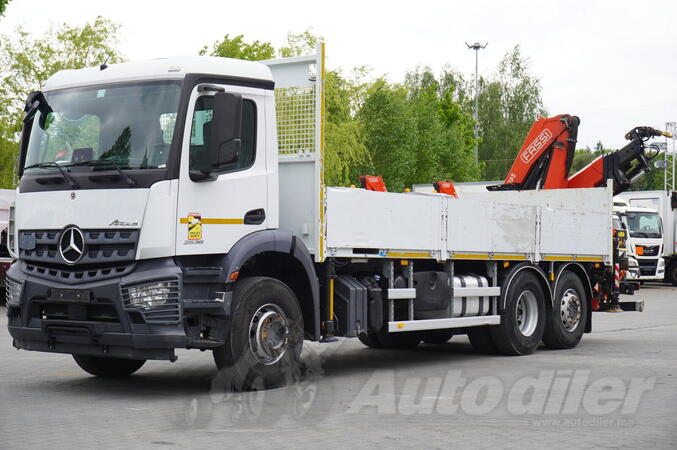 Mercedes Benz - Arocs 2536 6x2 / 200.000 km / Fassi F195 dizalica / rotator / Pilo kamion sa ravn...