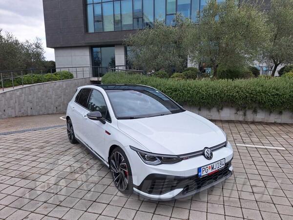 Volkswagen - Golf GTI - 2.0TSI 221kw