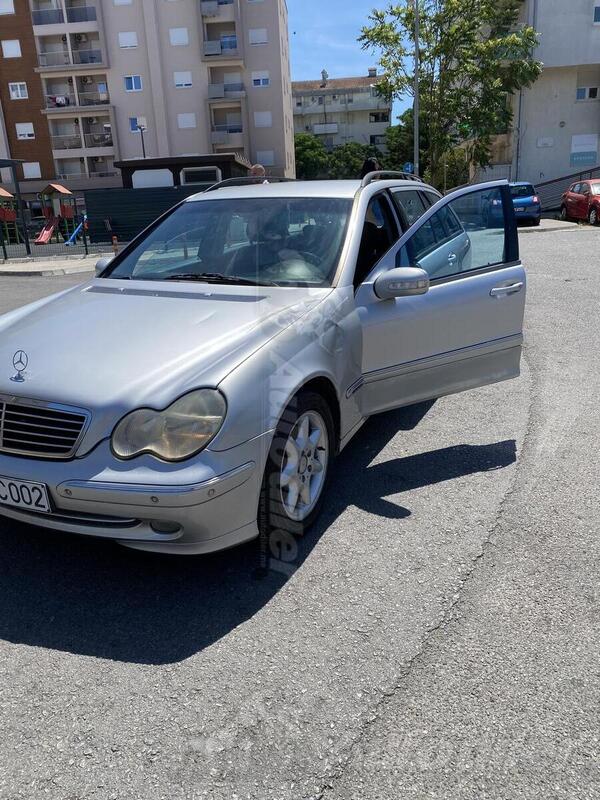Mercedes Benz - CE 220 - 220 cdi