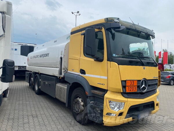 Mercedes Benz - Actros 2540 / cisterna za gorivo 20 m³ / upravljiva osovina / FHM-0097