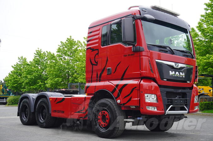MAN - TGX 33.640 6x4 tegljač / ukupna masa 70.000 kg / 280.000 km / FHM-0137