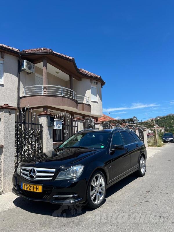 Mercedes Benz - C 220